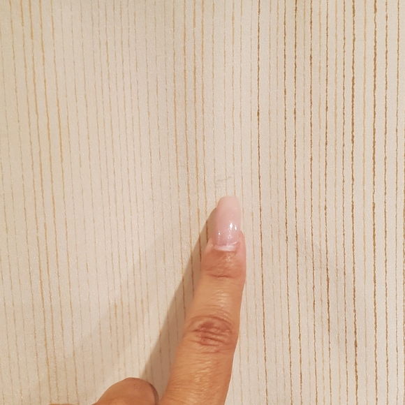 BCBGMaxAzria silk sleeveless top ivory and black - Picture 6 of 6